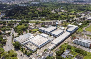 Foto aérea do complexo industrial do LAFEPE